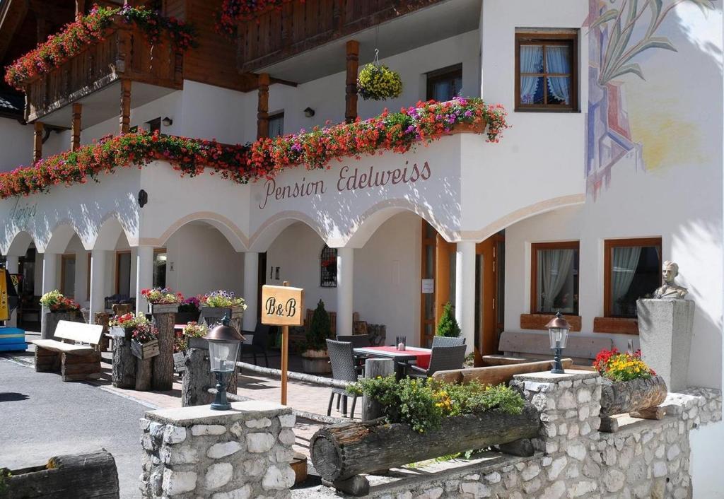Pensione Edelweiss San Cassiano  Esterno foto